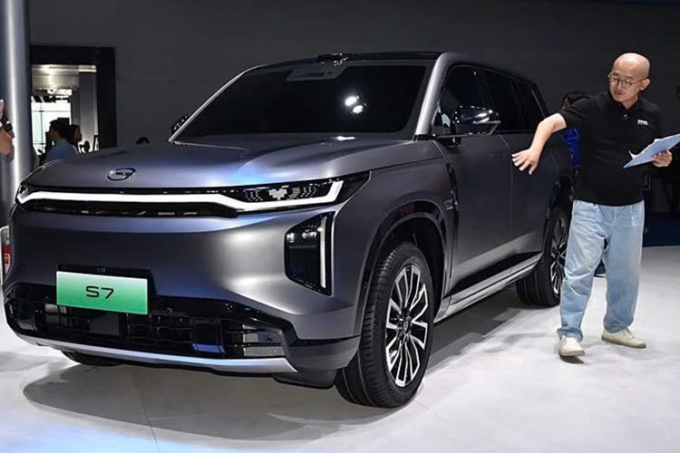 Mẫu xe GAC S7 Phev  sắp về Việt Nam, đối thủ đáng gờm của VF8 và Link & Co 08